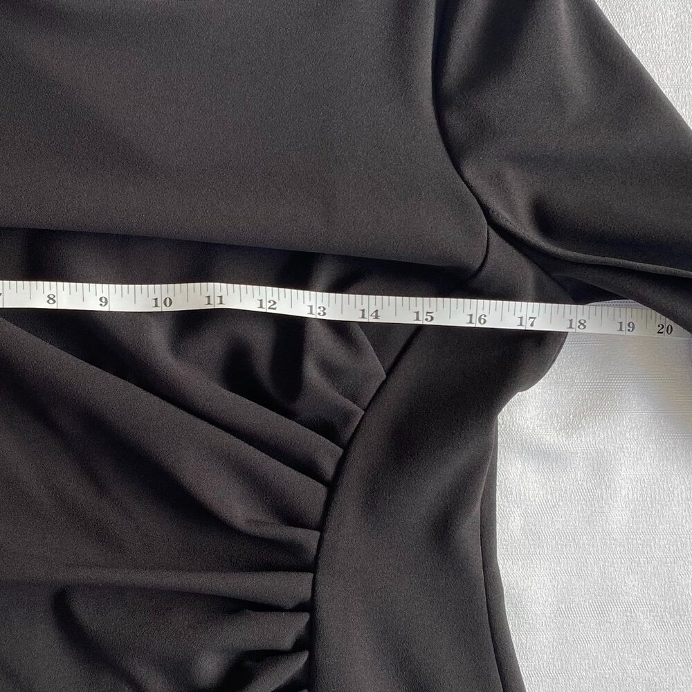 Black dress Β· DKNY Β· Size 8 - Picture 2 of 8